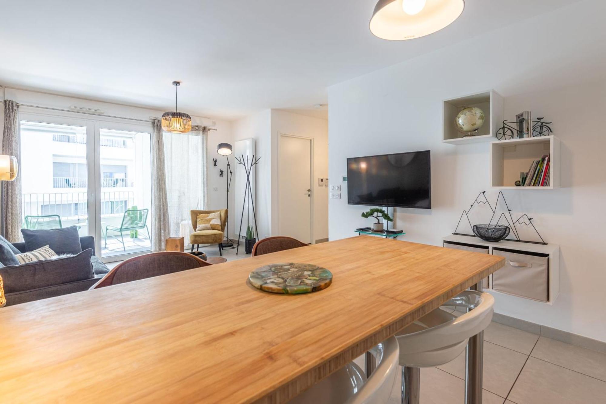 L'Interprete 405 4 - Apartment With Terrace Annecy Ngoại thất bức ảnh